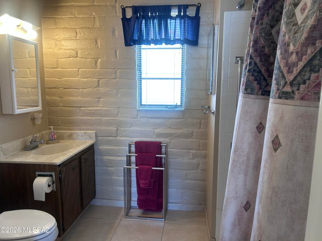 219 S Paseo Sarta Apt B, Green Valley, AZ 85614