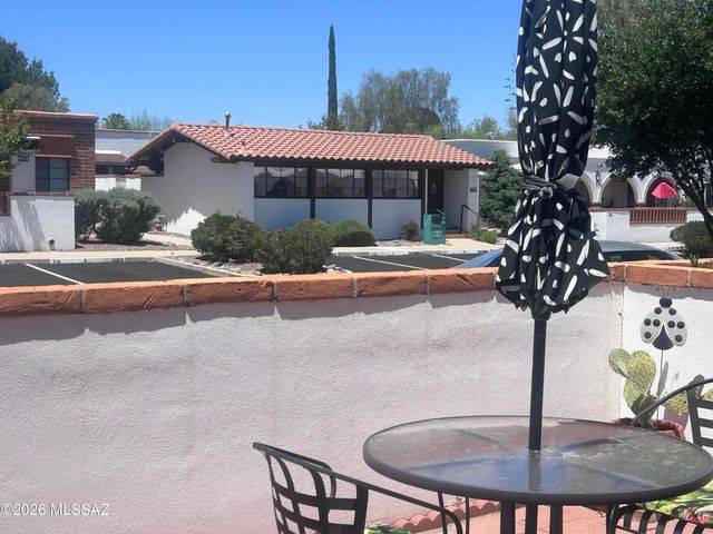 219 S Paseo Sarta Apt B, Green Valley, AZ 85614
