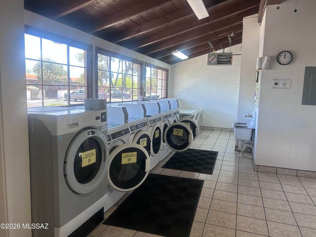 219 S Paseo Sarta Apt B, Green Valley, AZ 85614