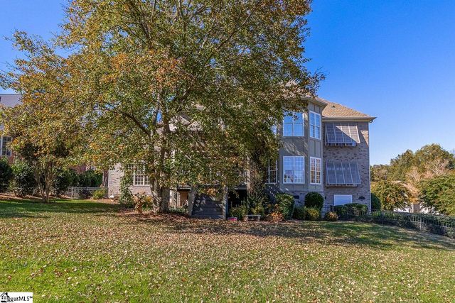 1 Riverbanks Court, Greer, SC 29651