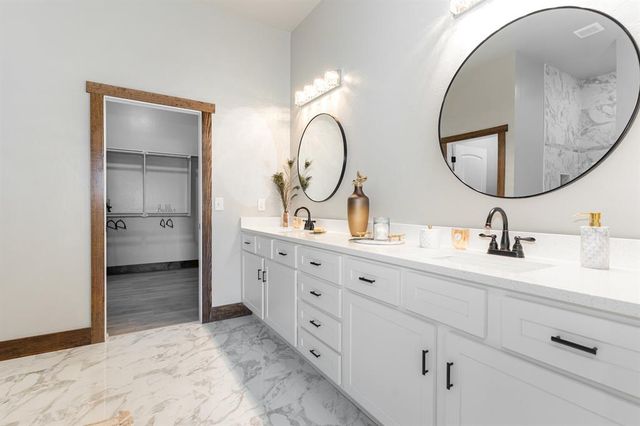 8335 Elk Valley, Guthrie, OK 73044