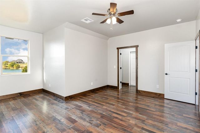 8335 Elk Valley, Guthrie, OK 73044