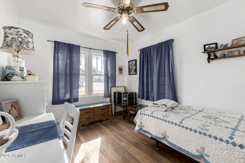 Image 15 of property listing at 213 S MESQUITE Street, Wickenburg, AZ 85390