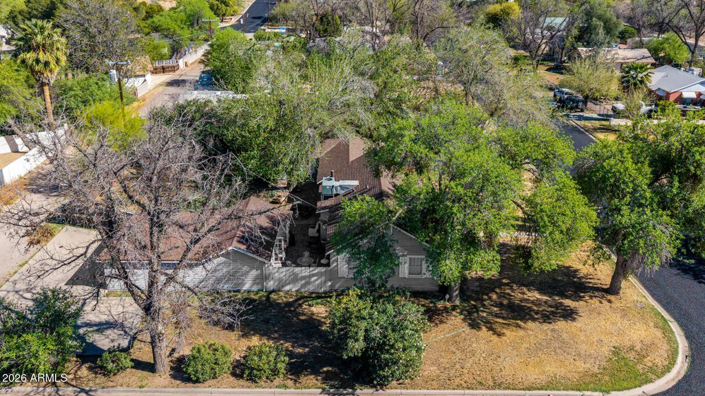 Image 27 of property listing at 213 S MESQUITE Street, Wickenburg, AZ 85390