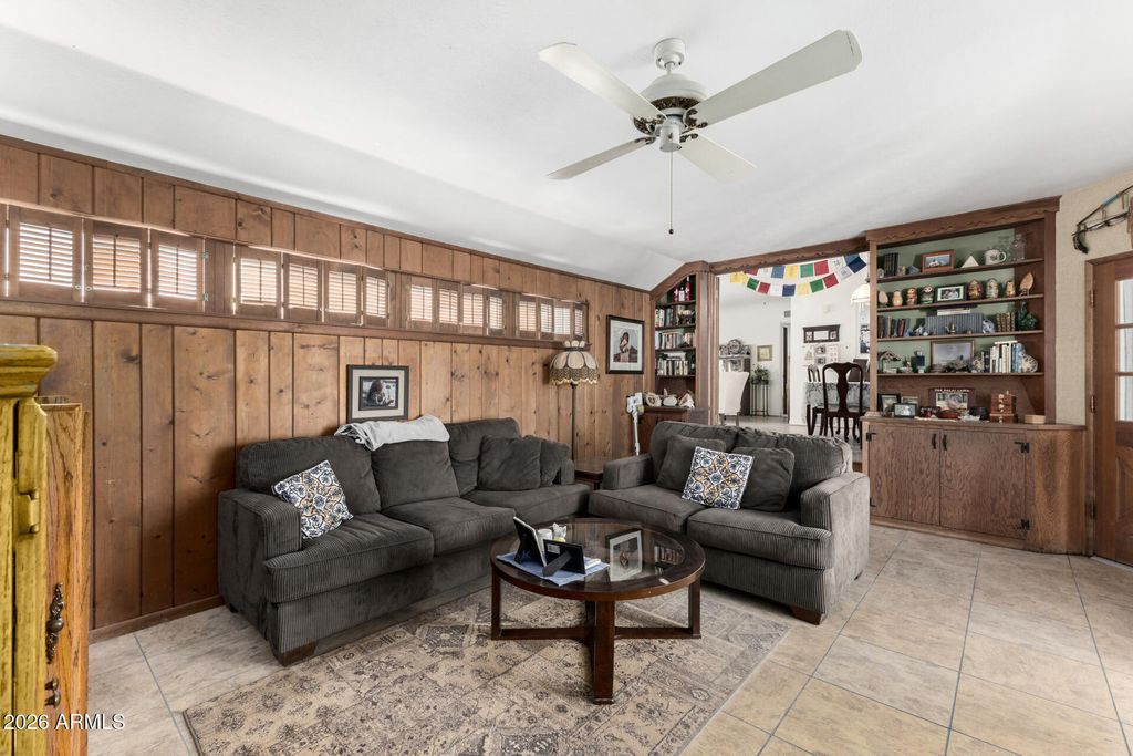 Image 9 of property listing at 213 S MESQUITE Street, Wickenburg, AZ 85390