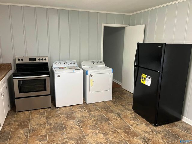 104 Guntersville Road, Arab, AL 35016