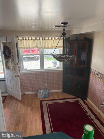 1809 MERRITT BLVD, Baltimore, MD 21222