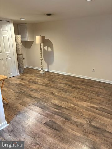 1809 MERRITT BLVD, Baltimore, MD 21222