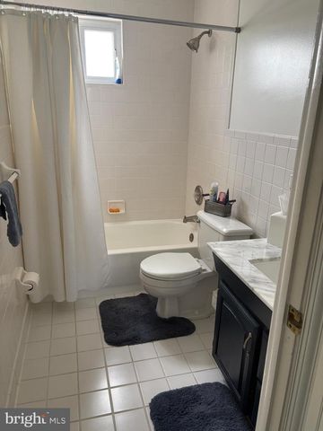 1809 MERRITT BLVD, Baltimore, MD 21222