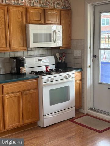 1809 MERRITT BLVD, Baltimore, MD 21222