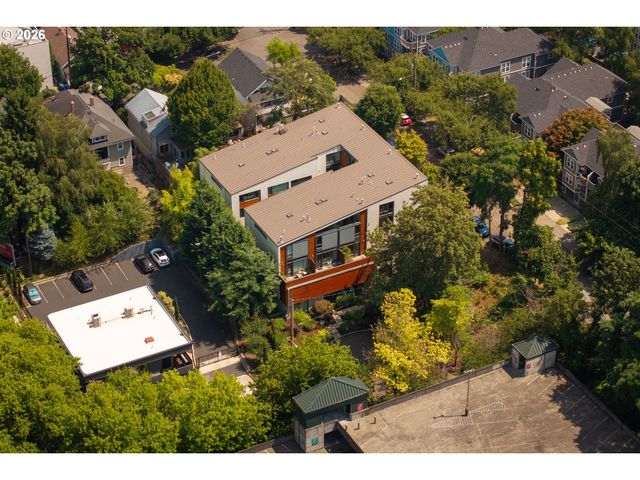 245 Sw MEADE St G2, Portland, OR 97201