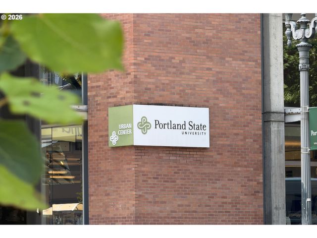 245 Sw MEADE St G2, Portland, OR 97201