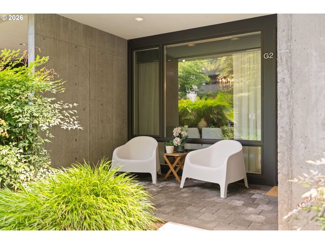 245 Sw MEADE St G2, Portland, OR 97201