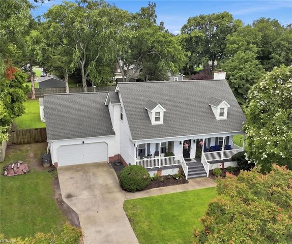 201 Azalea DR, Smithfield, VA 23430