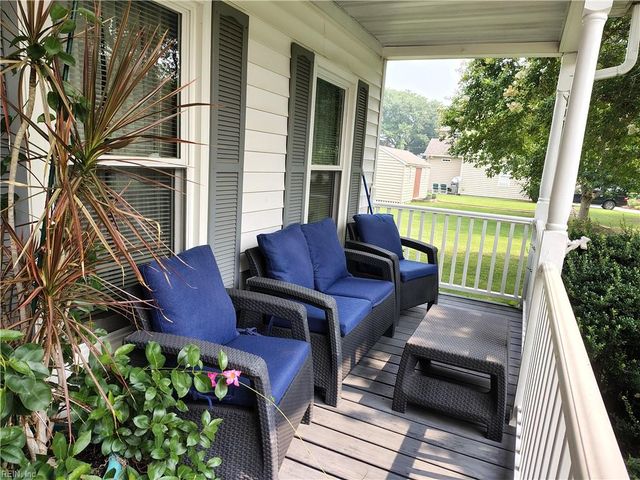 201 Azalea DR, Smithfield, VA 23430