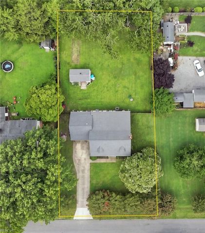 201 Azalea DR, Smithfield, VA 23430