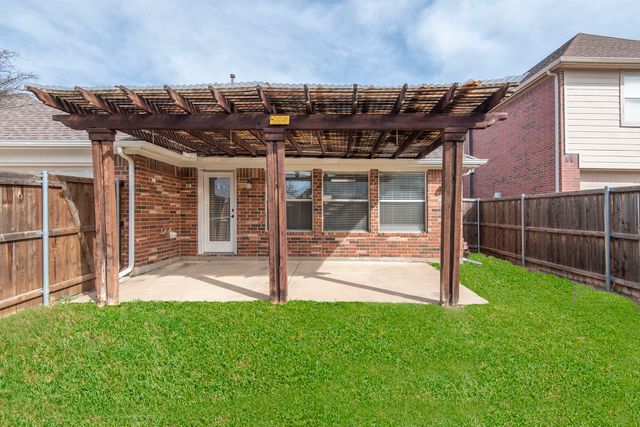 2424 Cimmaron Drive, Plano, TX 75025