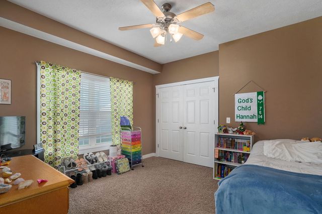 4943 S Tanager Avenue, Battlefield, MO 65619