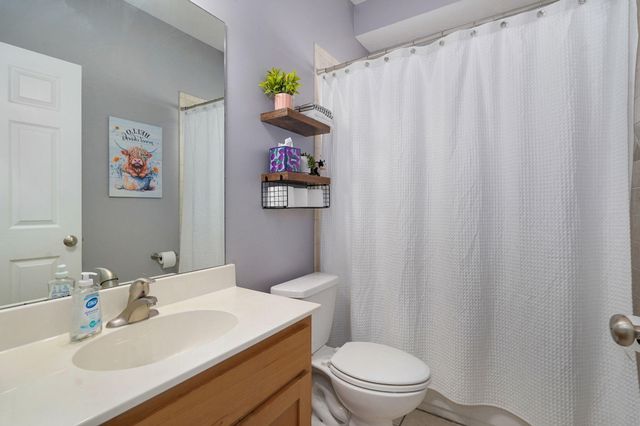 4943 S Tanager Avenue, Battlefield, MO 65619
