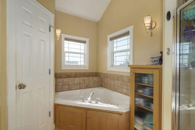 4943 S Tanager Avenue, Battlefield, MO 65619