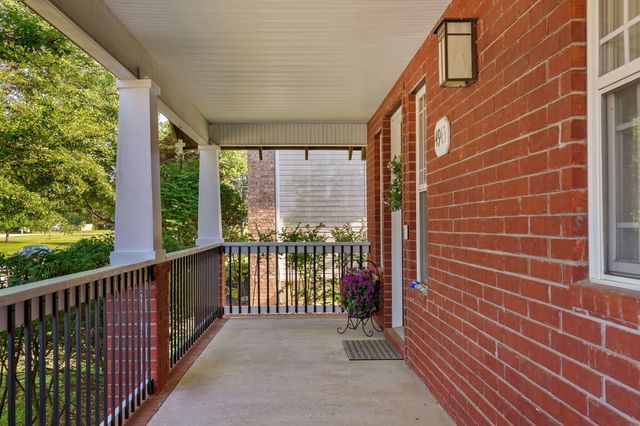 4943 S Tanager Avenue, Battlefield, MO 65619