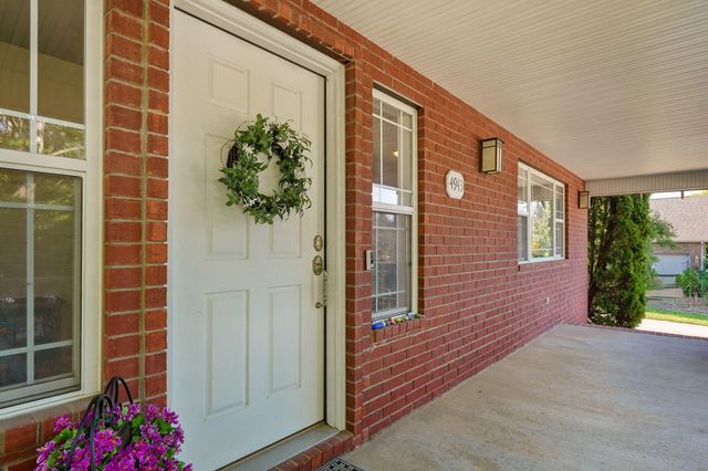 4943 S Tanager Avenue, Battlefield, MO 65619