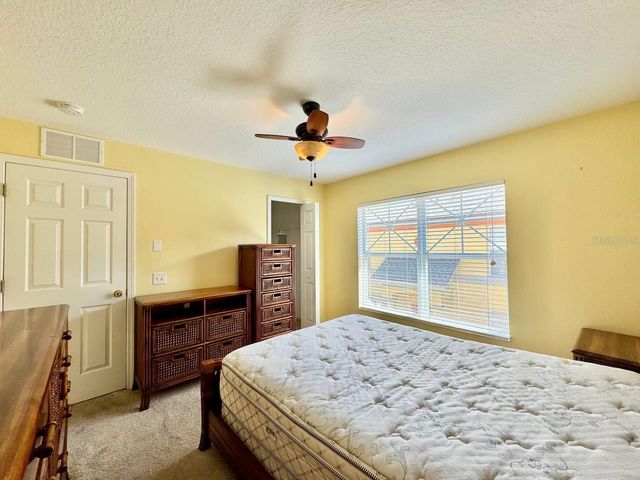 160 COQUINA BAY DRIVE, St Petersburg, FL 33705