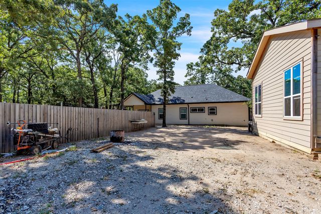 1804 Tammy Street, Hawk Cove, TX 75474