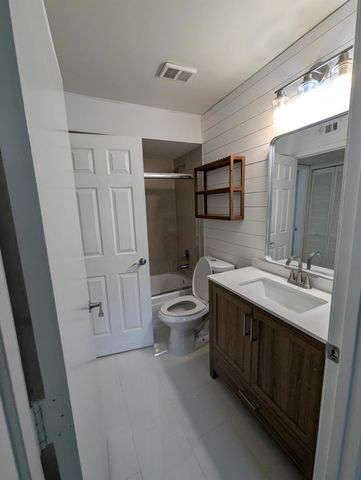 1215 Crystal Way G, Delray Beach, FL 33445