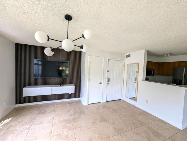 1215 Crystal Way G, Delray Beach, FL 33445