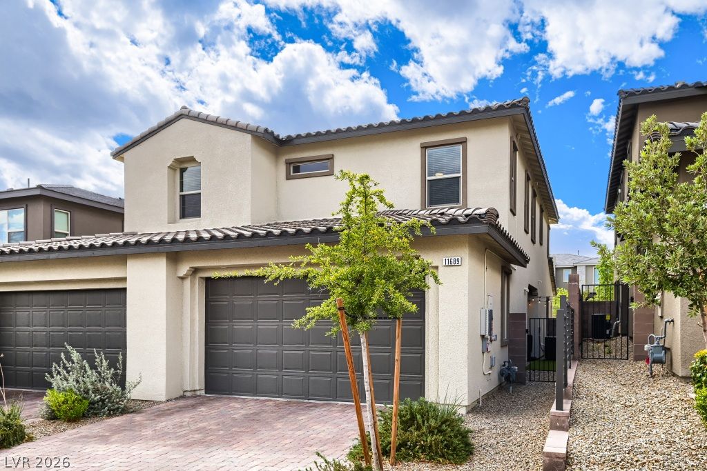 11689 Emerald Lake Avenue, Las Vegas, NV 89138 — photo 4