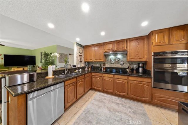 25410 Blackthorne Drive, Murrieta, CA 92563