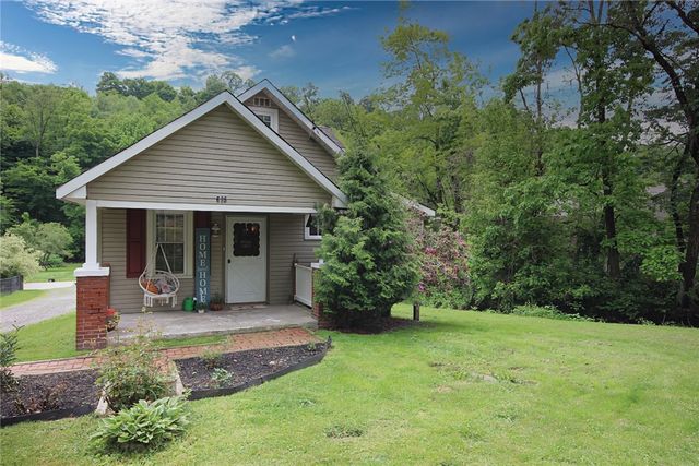 695 Milltown Rd, Plum Boro, PA 15068