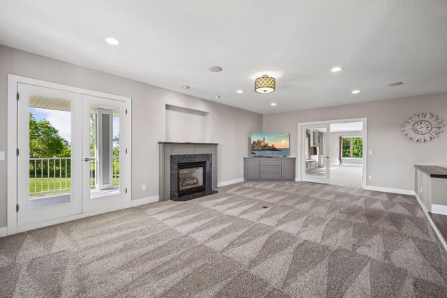10205 Heather Lane, Rogers, MN 55374