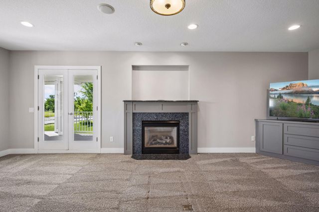 10205 Heather Lane, Rogers, MN 55374