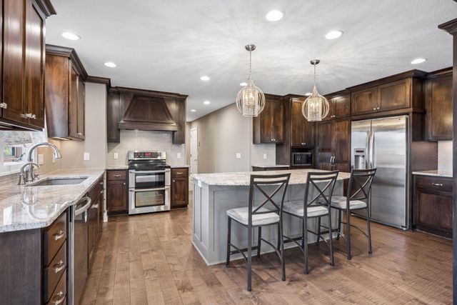 10205 Heather Lane, Rogers, MN 55374