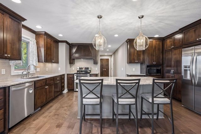 10205 Heather Lane, Rogers, MN 55374