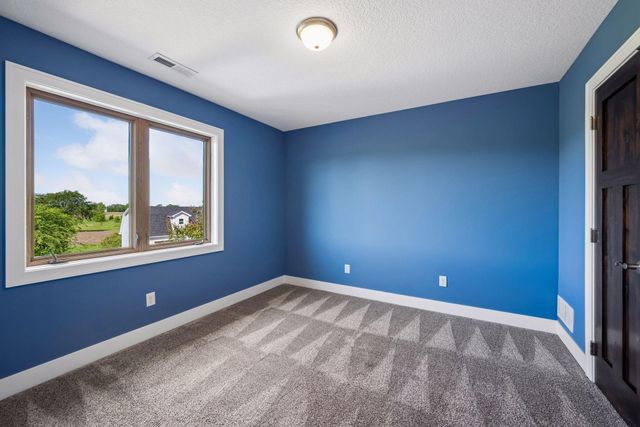 10205 Heather Lane, Rogers, MN 55374