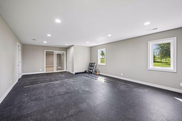 10205 Heather Lane, Rogers, MN 55374