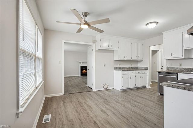 118 Groome RD, Newport News, VA 23601