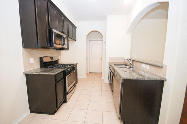 2812 Sand Dune Drive, Seabrook, TX 77586