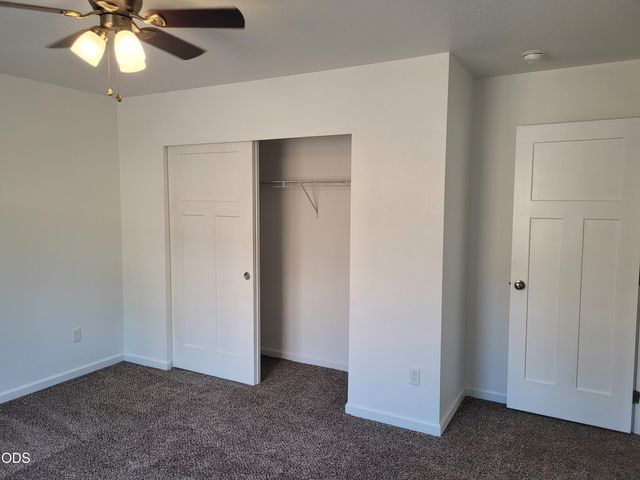2470 Herrington Way, Medford, OR 97504