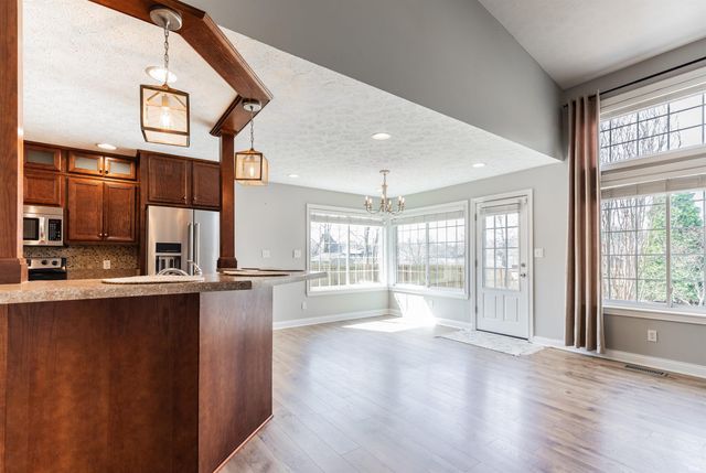 3223 Keystone Hills Drive, Evansville, IN 47711