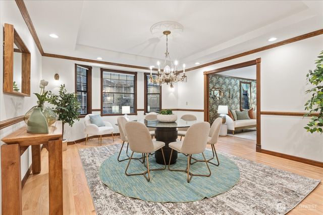 19524 230TH Avenue NE, Woodinville, WA 98077