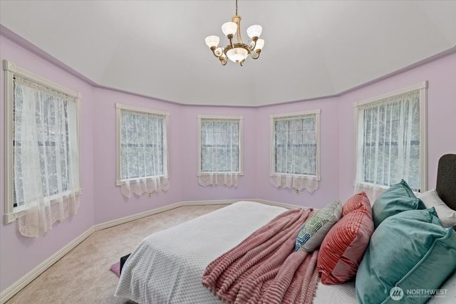 19524 230TH Avenue NE, Woodinville, WA 98077