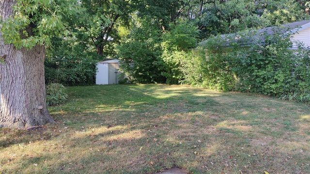 117 Messner Dr, Benton Harbor, MI 49022