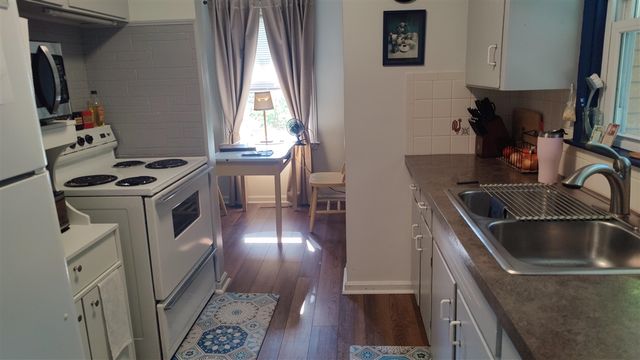 117 Messner Dr, Benton Harbor, MI 49022