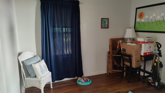 117 Messner Dr, Benton Harbor, MI 49022