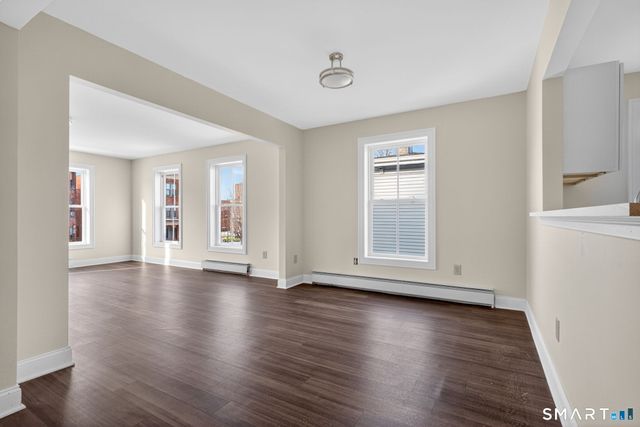 570 Zion Street, Hartford, CT 06106