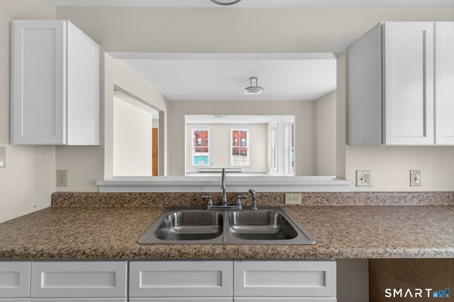 570 Zion Street, Hartford, CT 06106